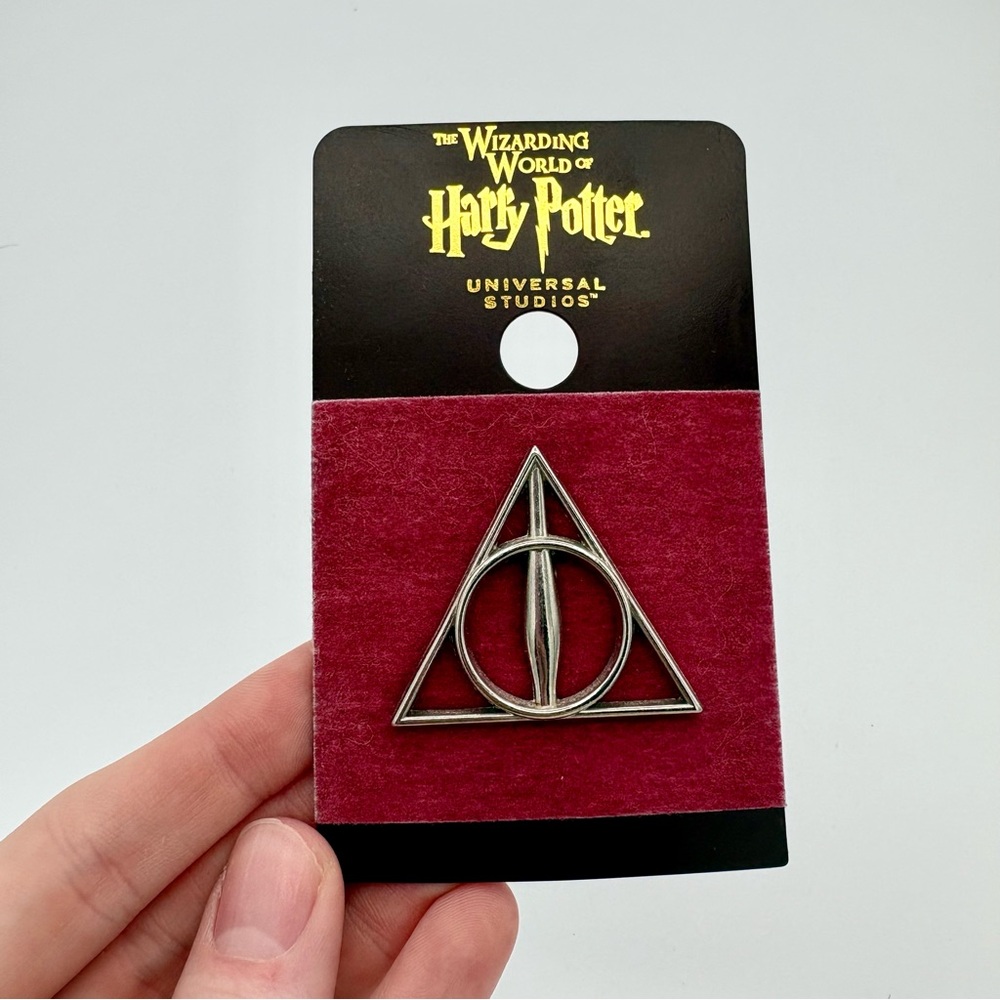 Deathly Hallows Pin Wizarding World of Harry Potter Universal Studios Orlando FL